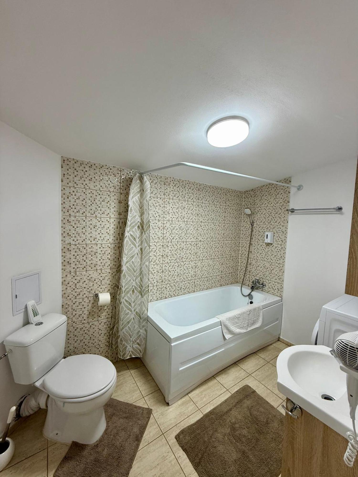 Jokai Apartments Nr7, Code Entry Sfântu-Gheorghe エクステリア 写真